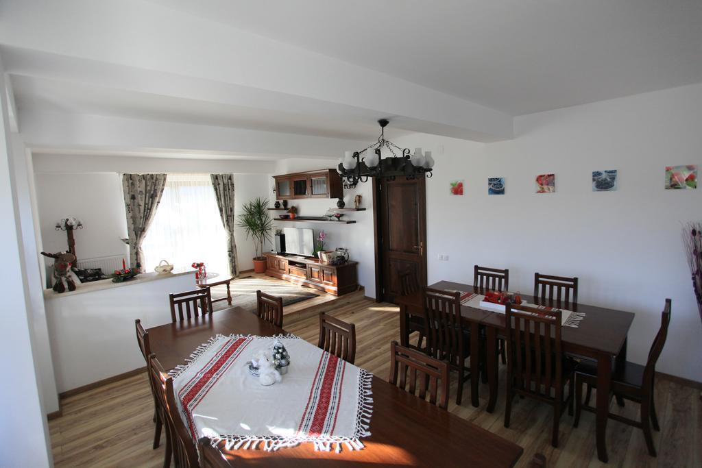 Pensiunea Livada Bunicului Stanesti  Esterno foto
